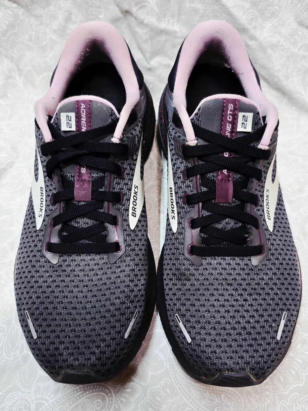 Brooks Adrenaline GTS 22 Women's Running Shoes Black Pink Size 10 B Medium
